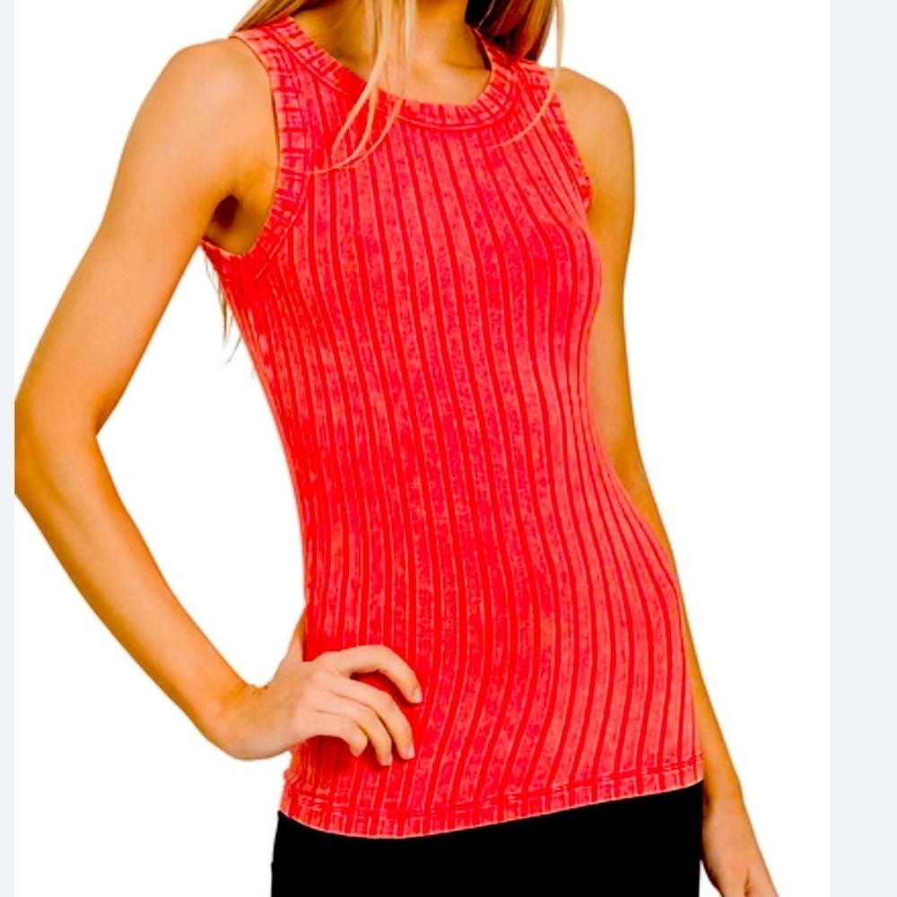 Ellen Tracy Textured sleeveless tank in Azalea/tangerine Size large